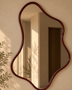 Curvy Mirror